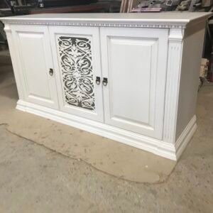 Комод античный, три